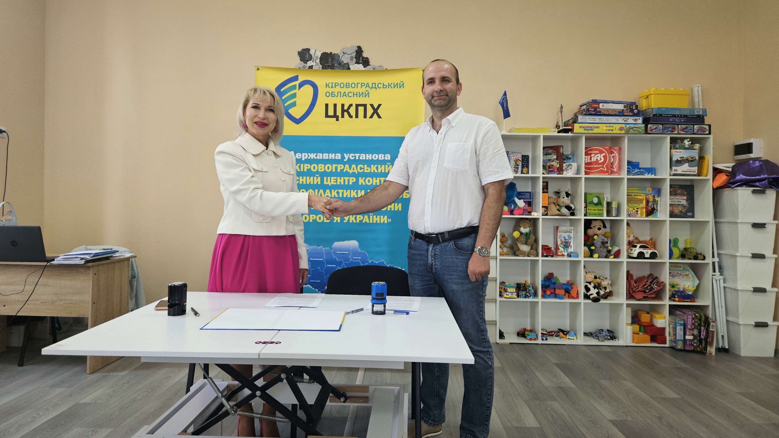 Підписано меморандум про співпрацю між Комунальним закладом «Кропивницький міський гуртожиток № 1» та державною установою «Кіровоградський обласний центр контролю та профілактики хвороб Міністерства охорони здоров’я України»