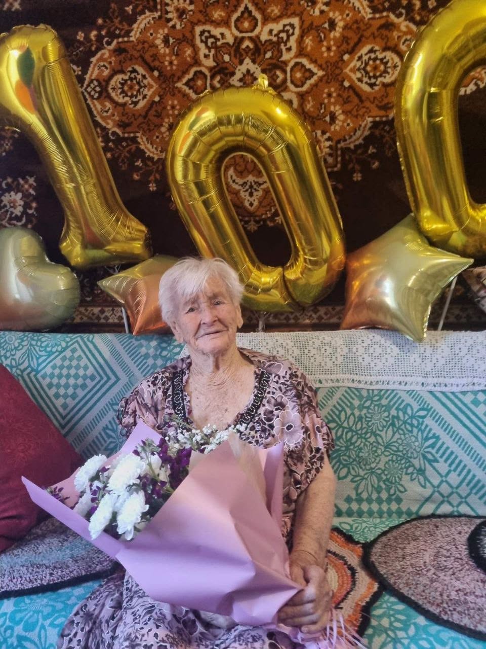 Родина довгожителів у Кропивницькому поповнилася: вітання зі 100-річним ювілеєм приймає Лідія Колесник